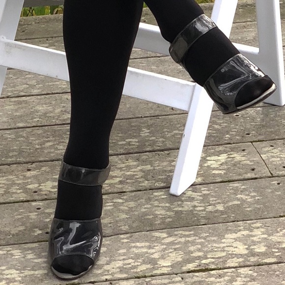 Vintage Prada lucite heels - Picture 2 of 5